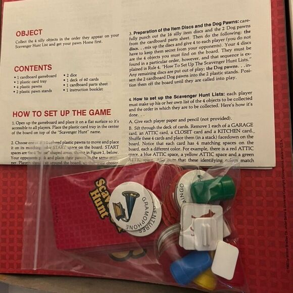 Vintage 1993 Vintage Scavenger Hunt Board Game Milton Bradley Complete - Picture 7 of 8